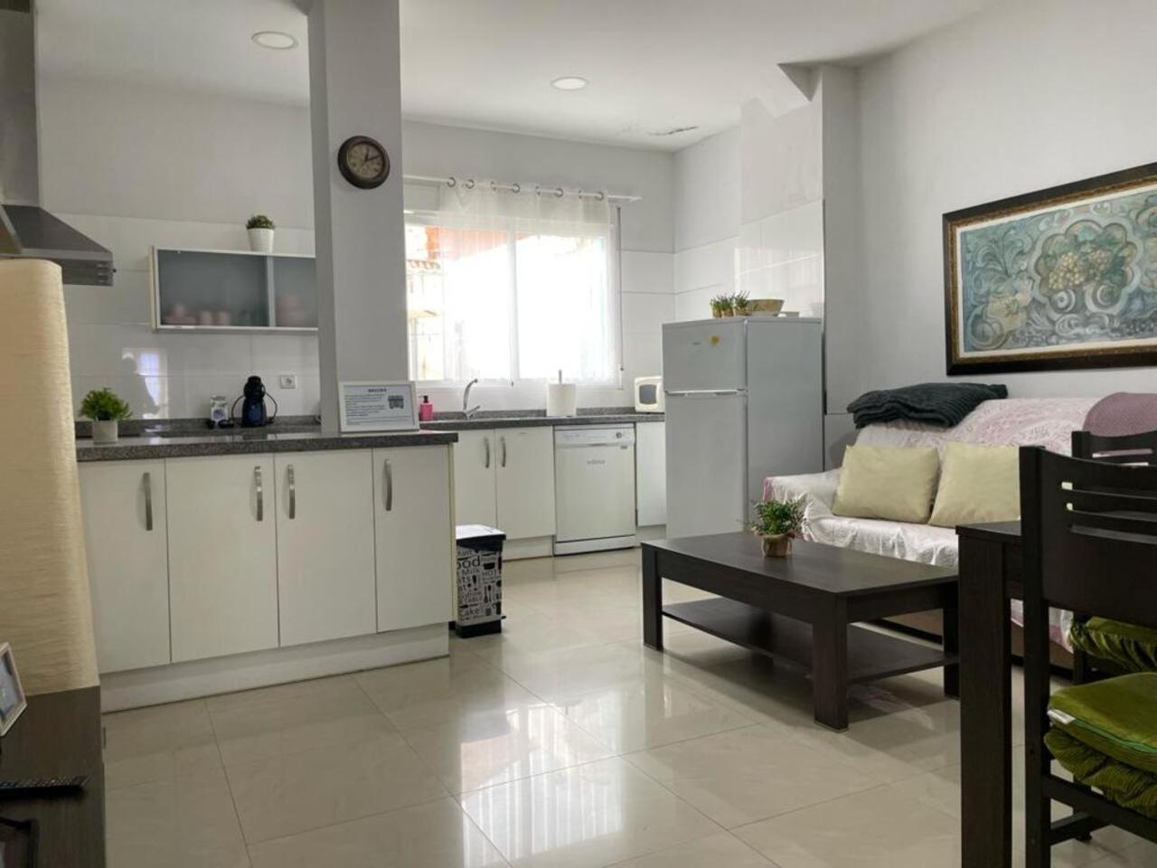 Kairos Home Y Garaje , Algemesi Home Luaran gambar